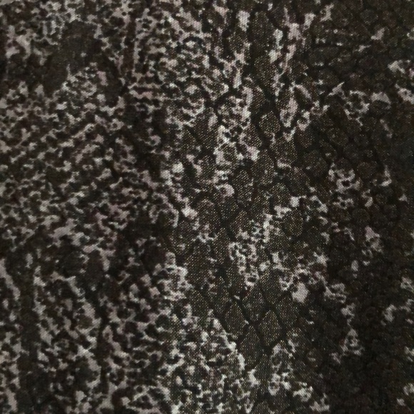 Aritzia Talula snakeskin top - Picture 3 of 5